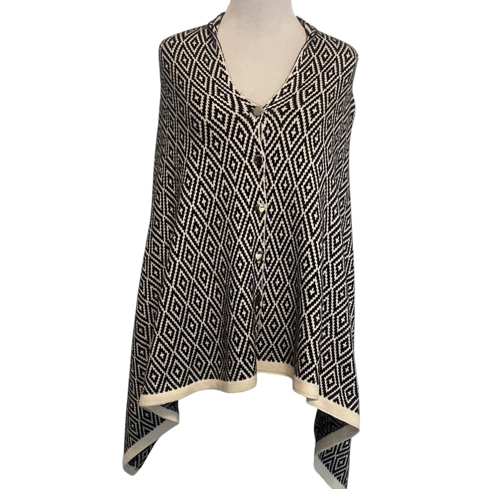 Cherie Bliss Knit Poncho Cape Wrap Womens One Size Black & White Asymmetrical